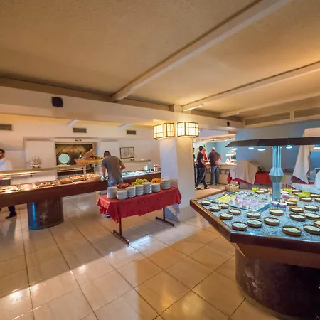Hotel Golden 3*