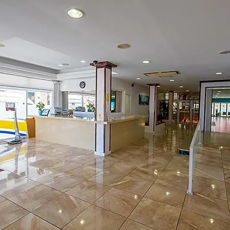 Golden Hotel
