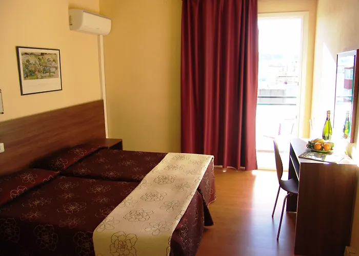 Hotel Golden 3*